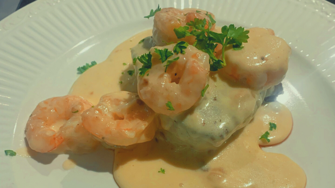Creamy Garlic Prawns in a Luxe Wine & Parmesan Sauce