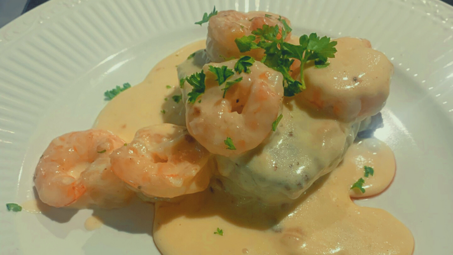 Creamy Garlic Prawns in a Luxe Wine & Parmesan Sauce